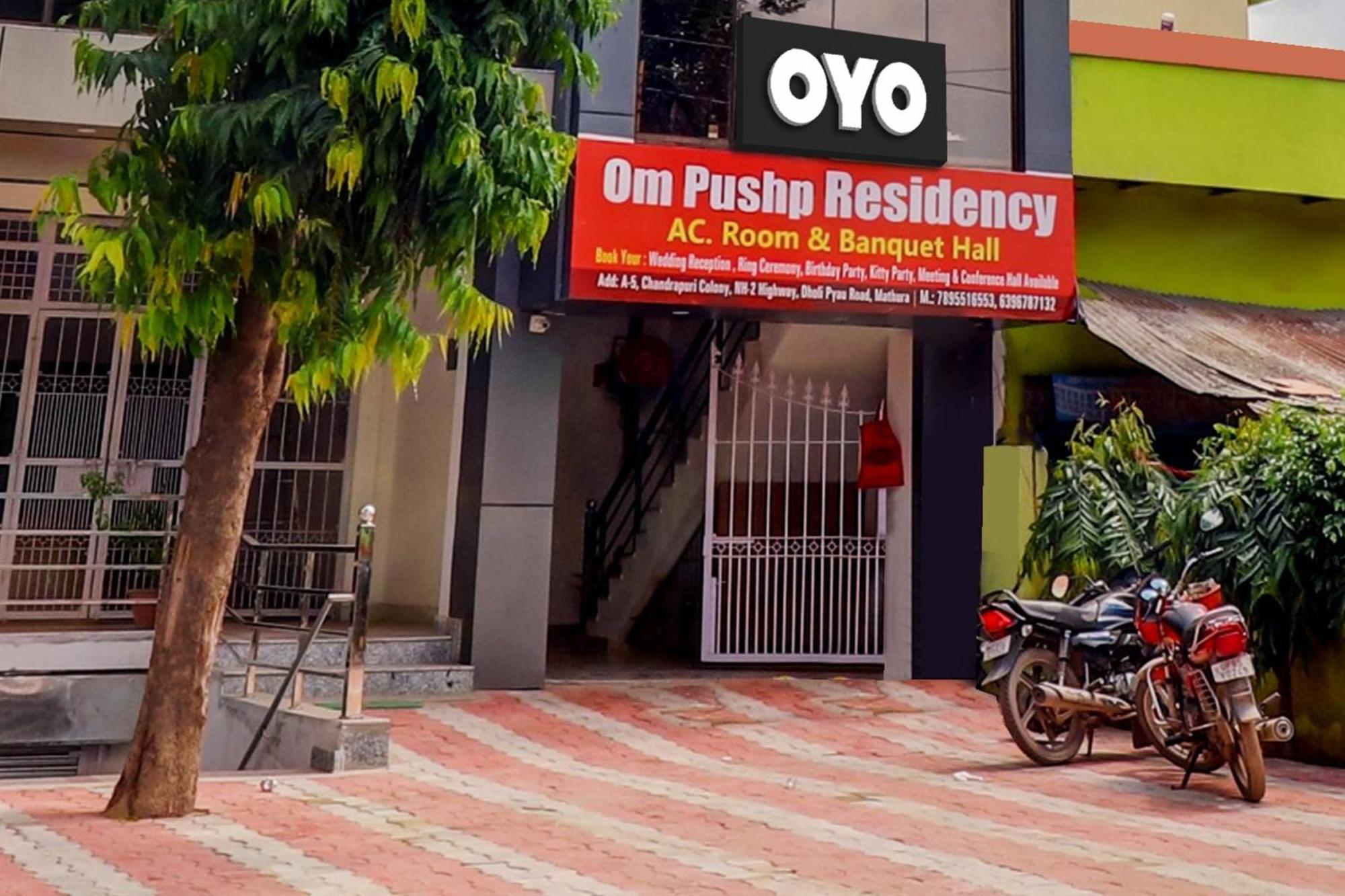 Hotel O Om Pushp Residency 마투라 외부 사진