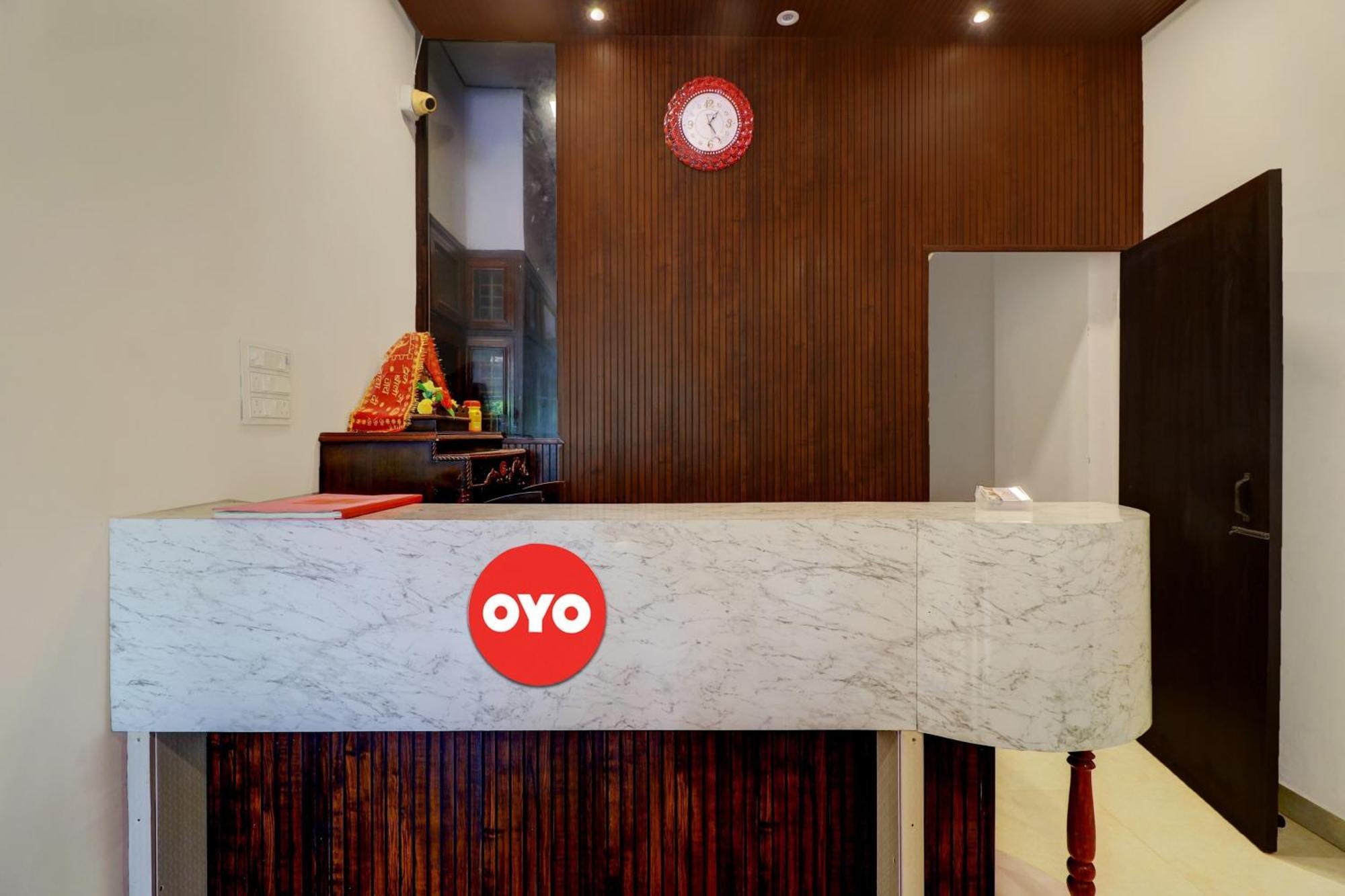 Hotel O Om Pushp Residency 마투라 외부 사진