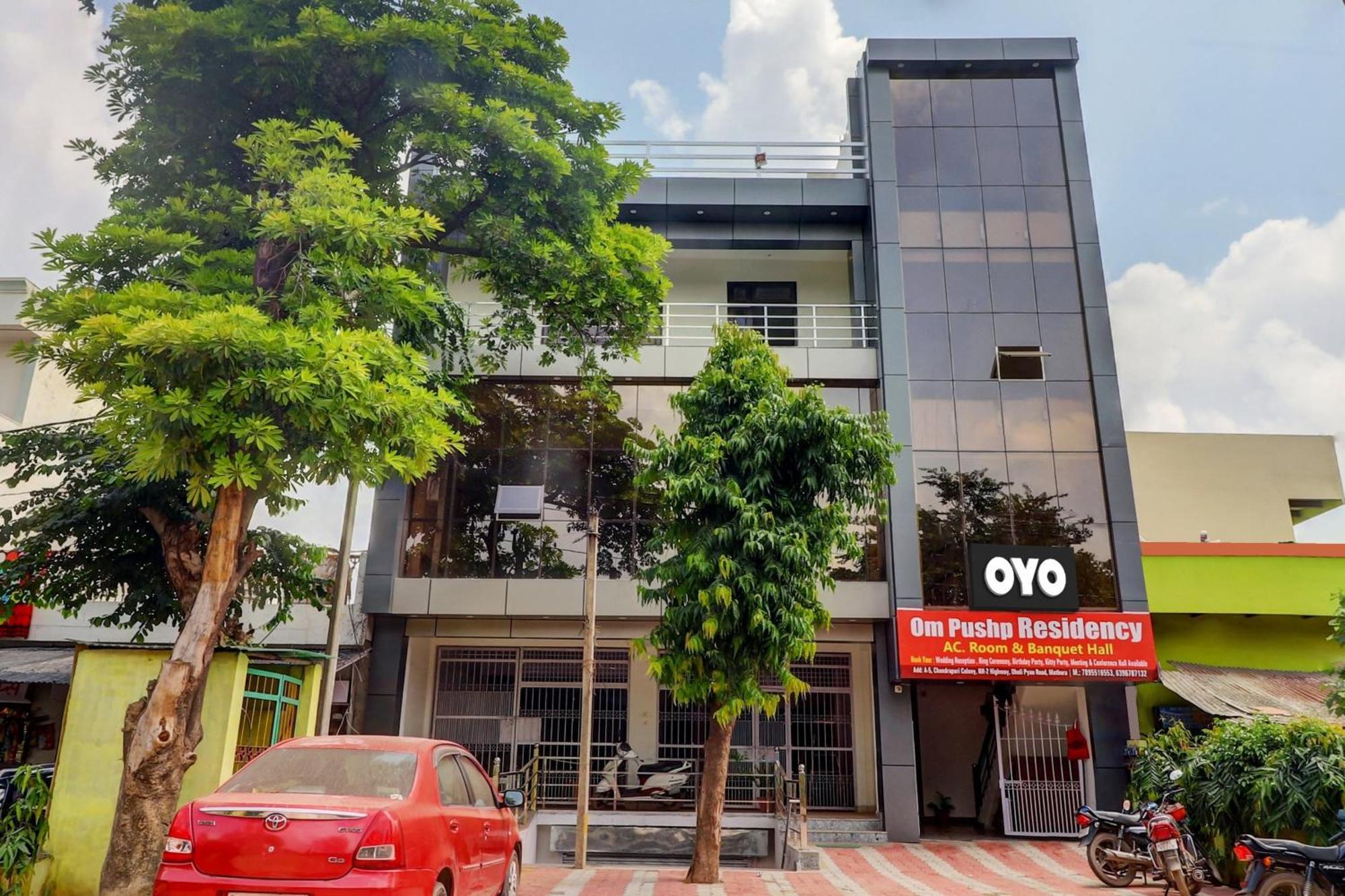 Hotel O Om Pushp Residency 마투라 외부 사진